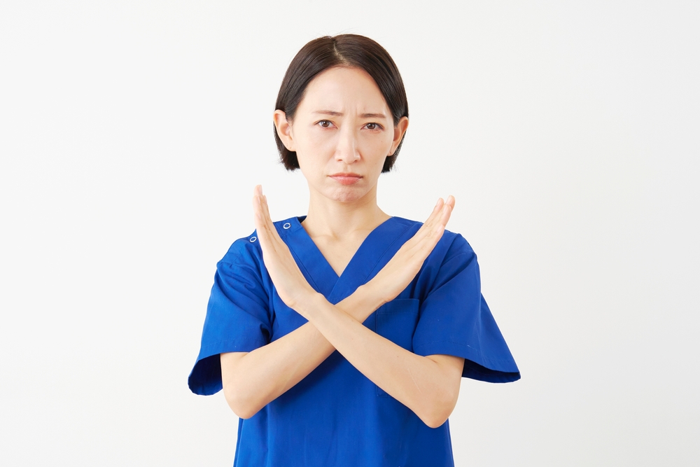 毛穴や黒ずみ・ブツブツなどが目立ってしまう脱毛方法